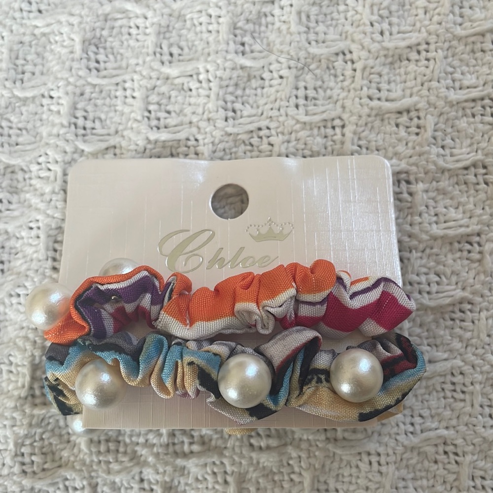 NWT fabric scrunchie/bracelets with faux pearls